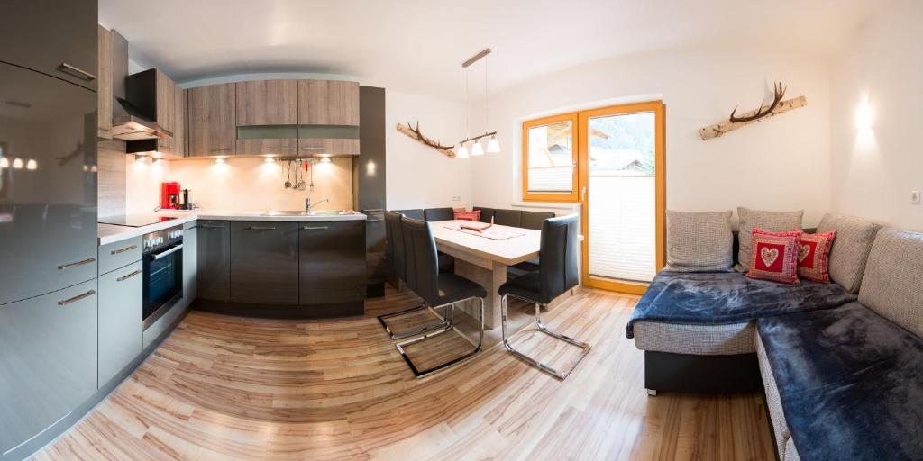 Apart-Pension Wasserfall Neustift im Stubaital Kamer foto